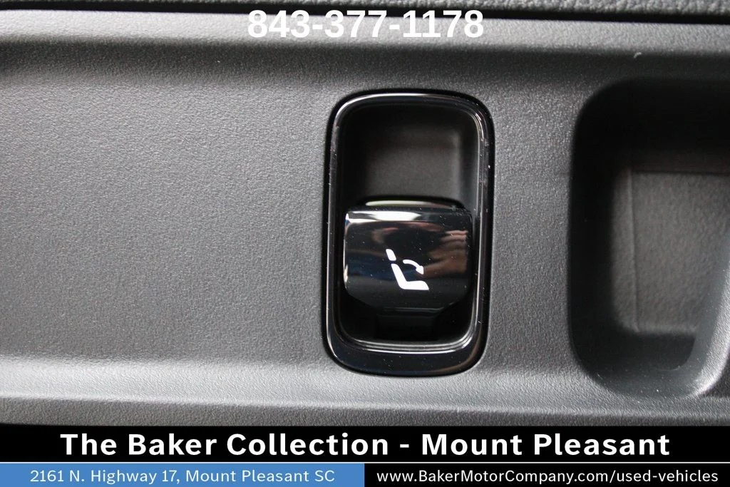 Certified Used 2026 Black Mercedes-Benz GLC 300 image 9
