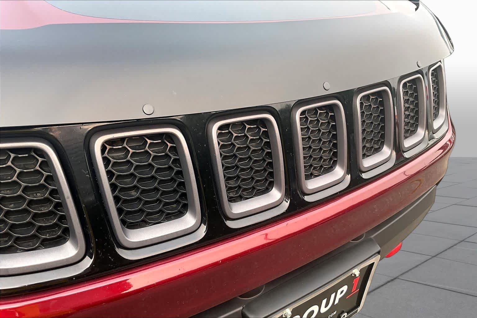 Used 2021 Velvet Red Pearlcoat Jeep Trailhawk image 28