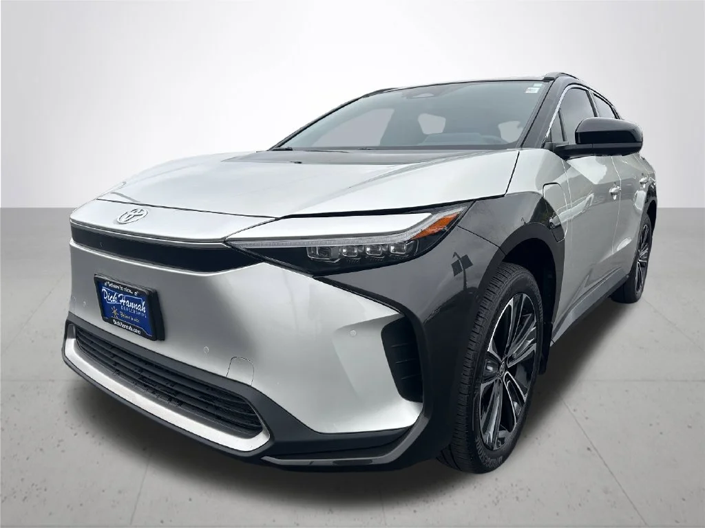 Certified 2024 Toyota bZ4X Limited with VIN JTMABACA6RA058565 for sale in Kelso, WA