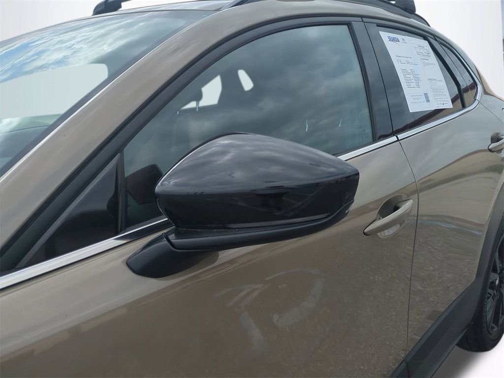 2025 Mazda CX-30 Carbon Turbo - Photo 12