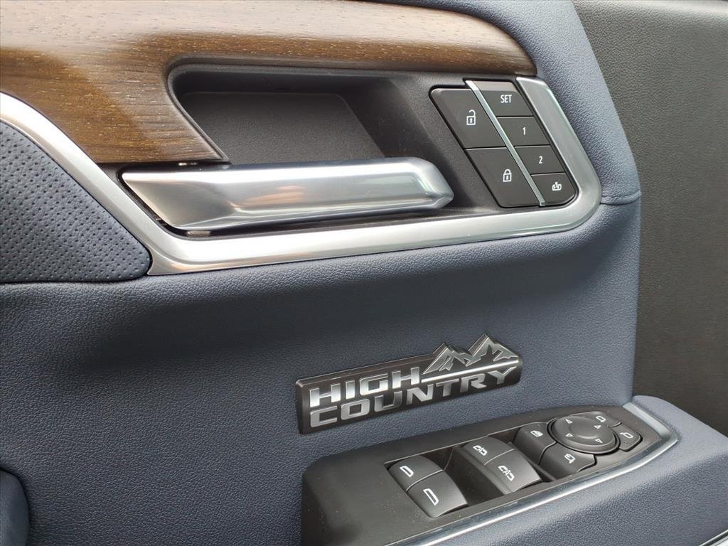 2026 Chevrolet Silverado 1500 High Country - Photo 9
