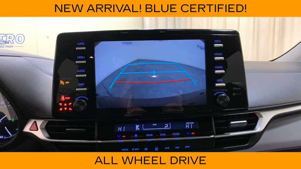 Certified Used 2021 Pearl Toyota LE image 34