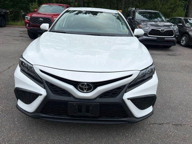 Certified Used 2024 Ice Toyota SE image 10