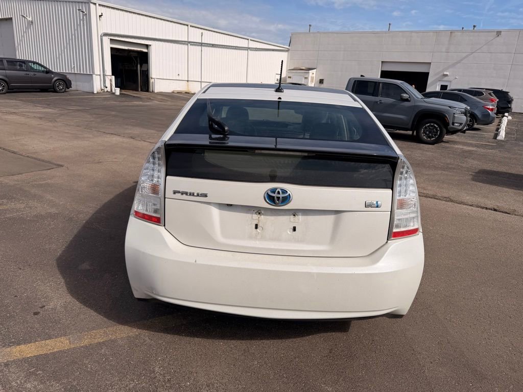 2010 TOYOTA PRIUS - Image 2