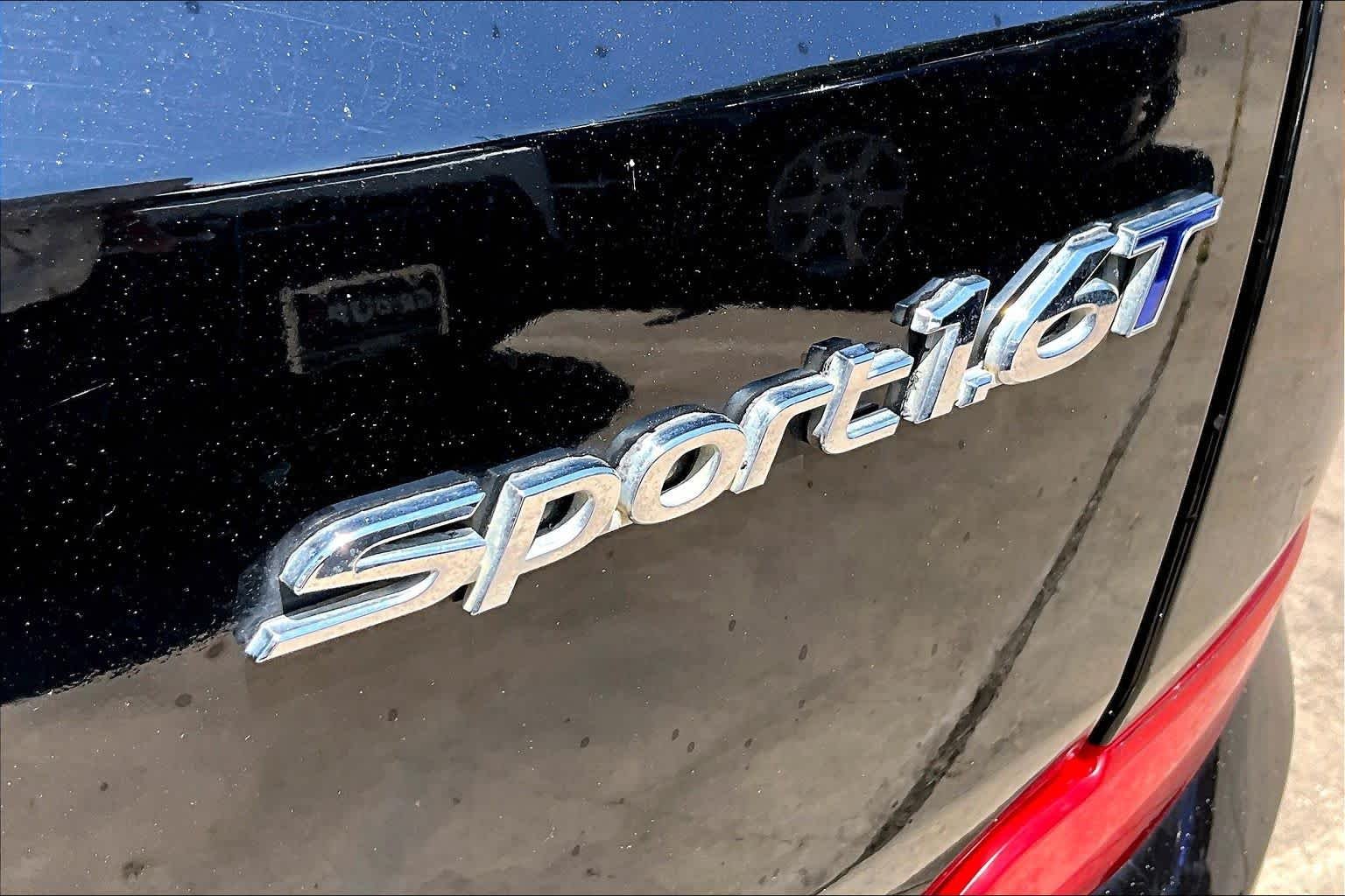 Used 2016 Ash Black Hyundai Sport image 9