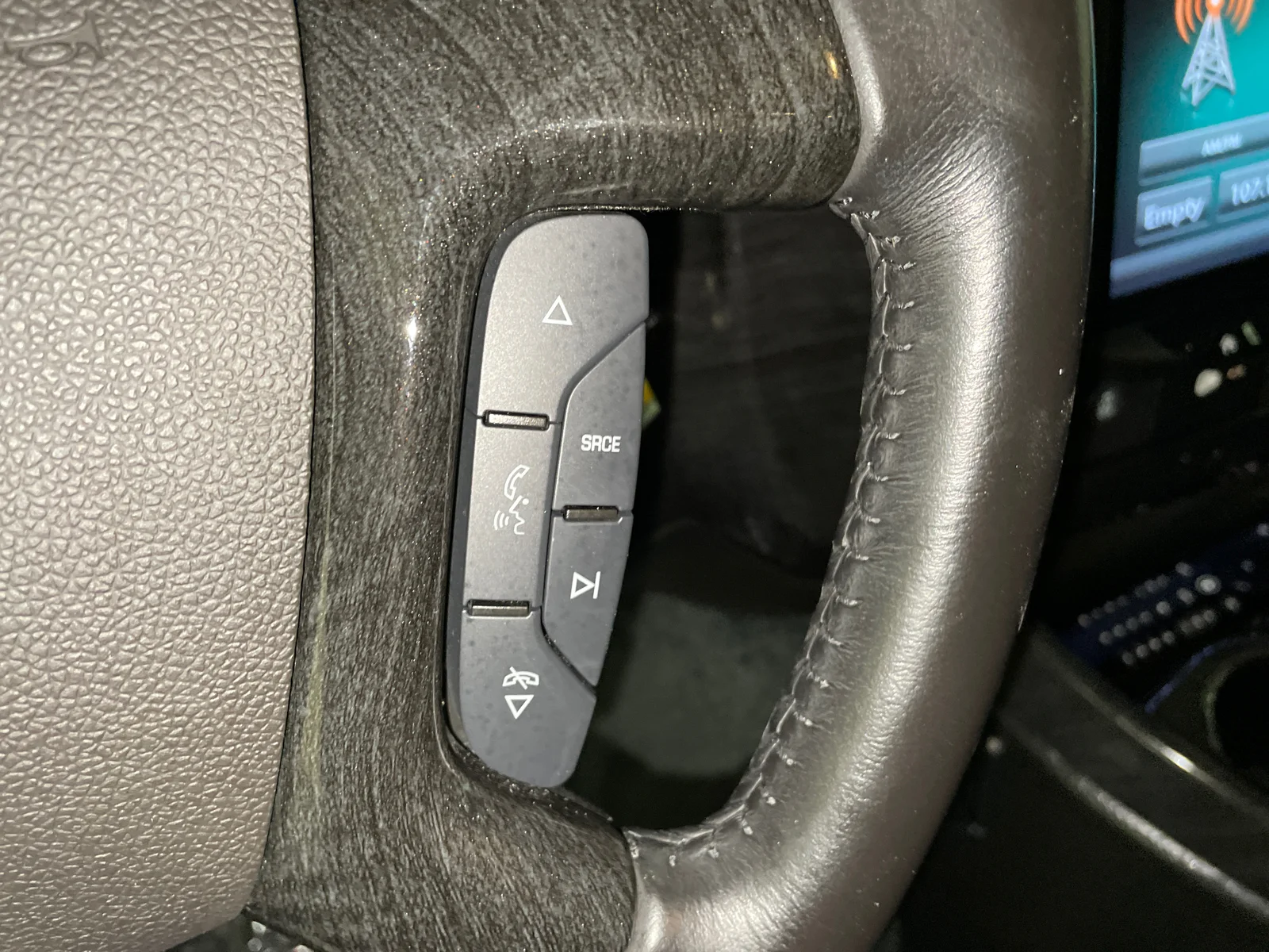 Used 2022 Quicksilver Metallic GMC Work Van image 17