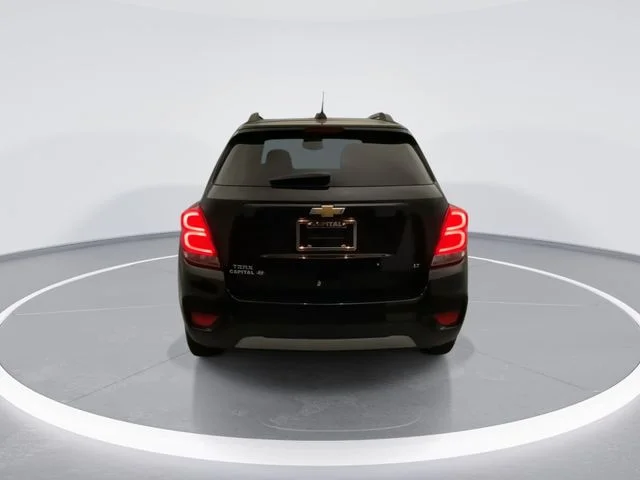 Used 2019 Black Chevrolet LT image 5