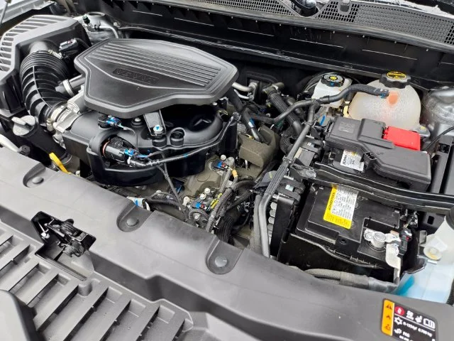Used 2025 Gray Chevrolet RS image 23
