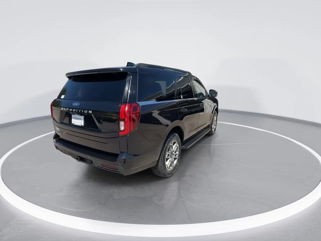 Used 2025 Black Ford Active image 8