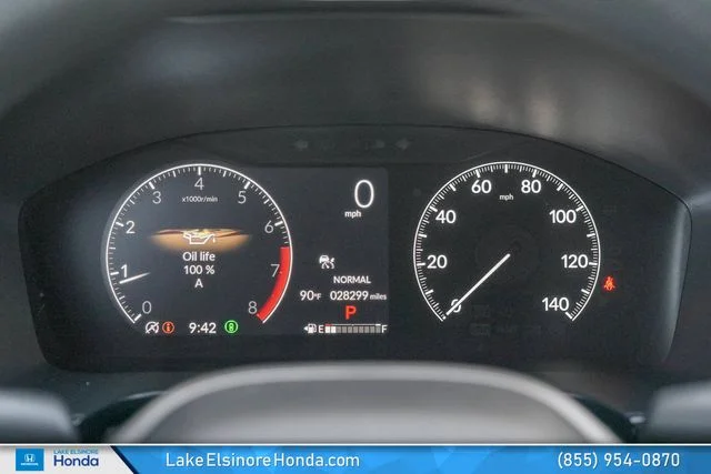 Used 2025 Solar Silver Metallic Honda LX image 26