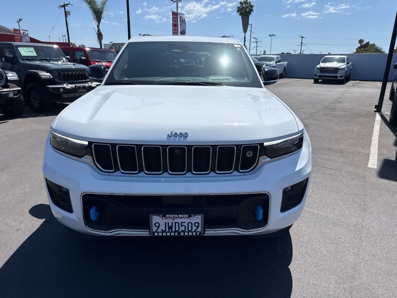 Used 2023 Bright White Clearcoat Jeep Overland image 6
