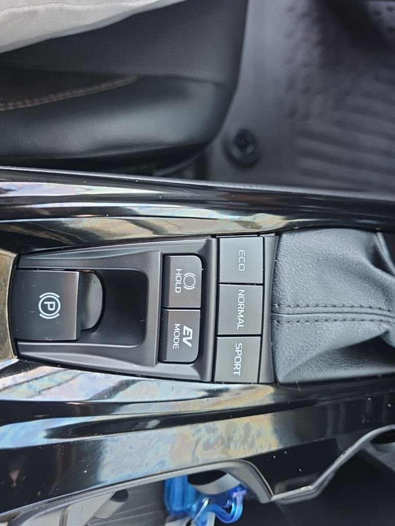 Used 2025 Red Toyota XLE image 24