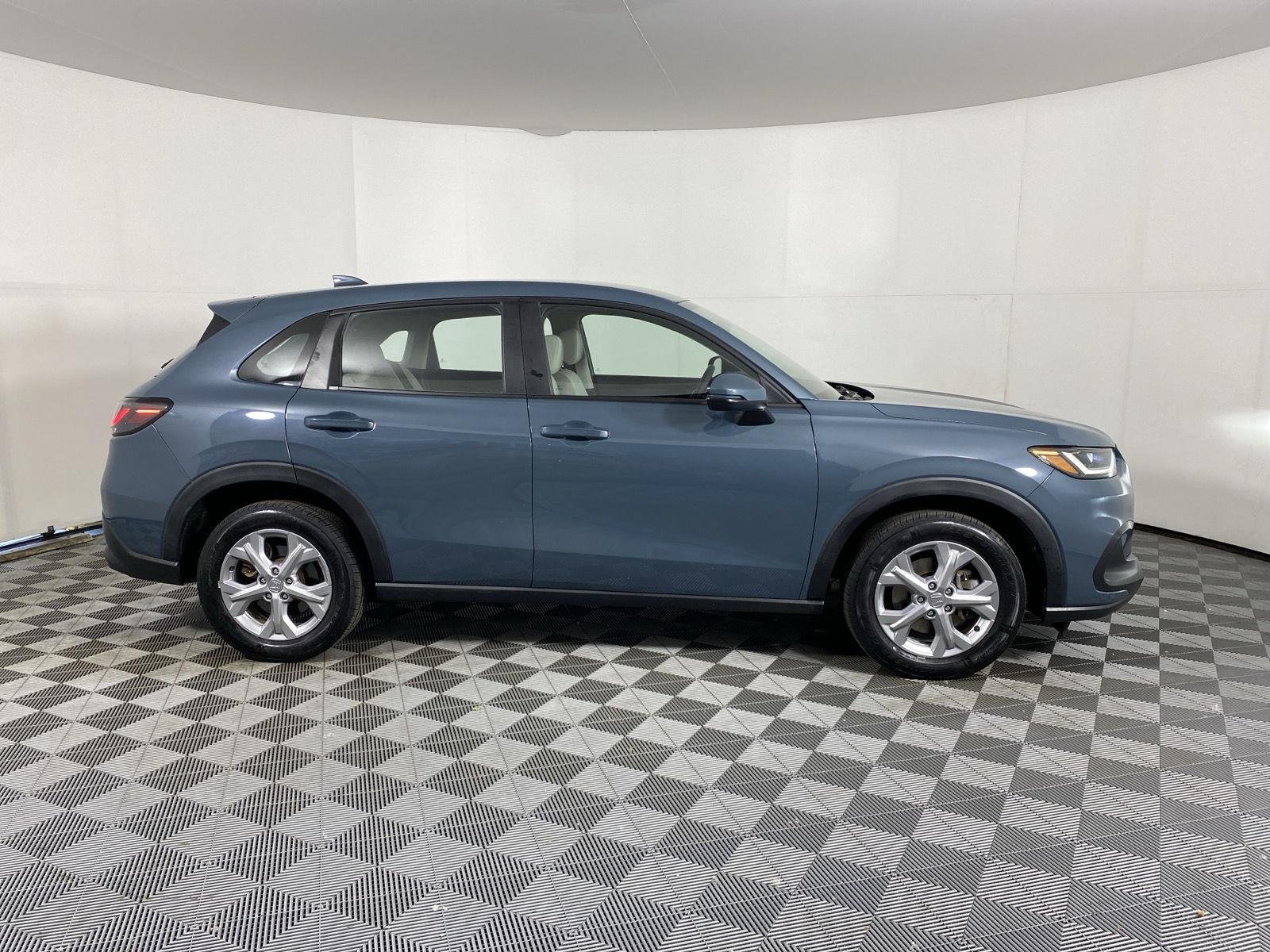 Used 2023 Nordic Forest Pearl Honda LX image 9