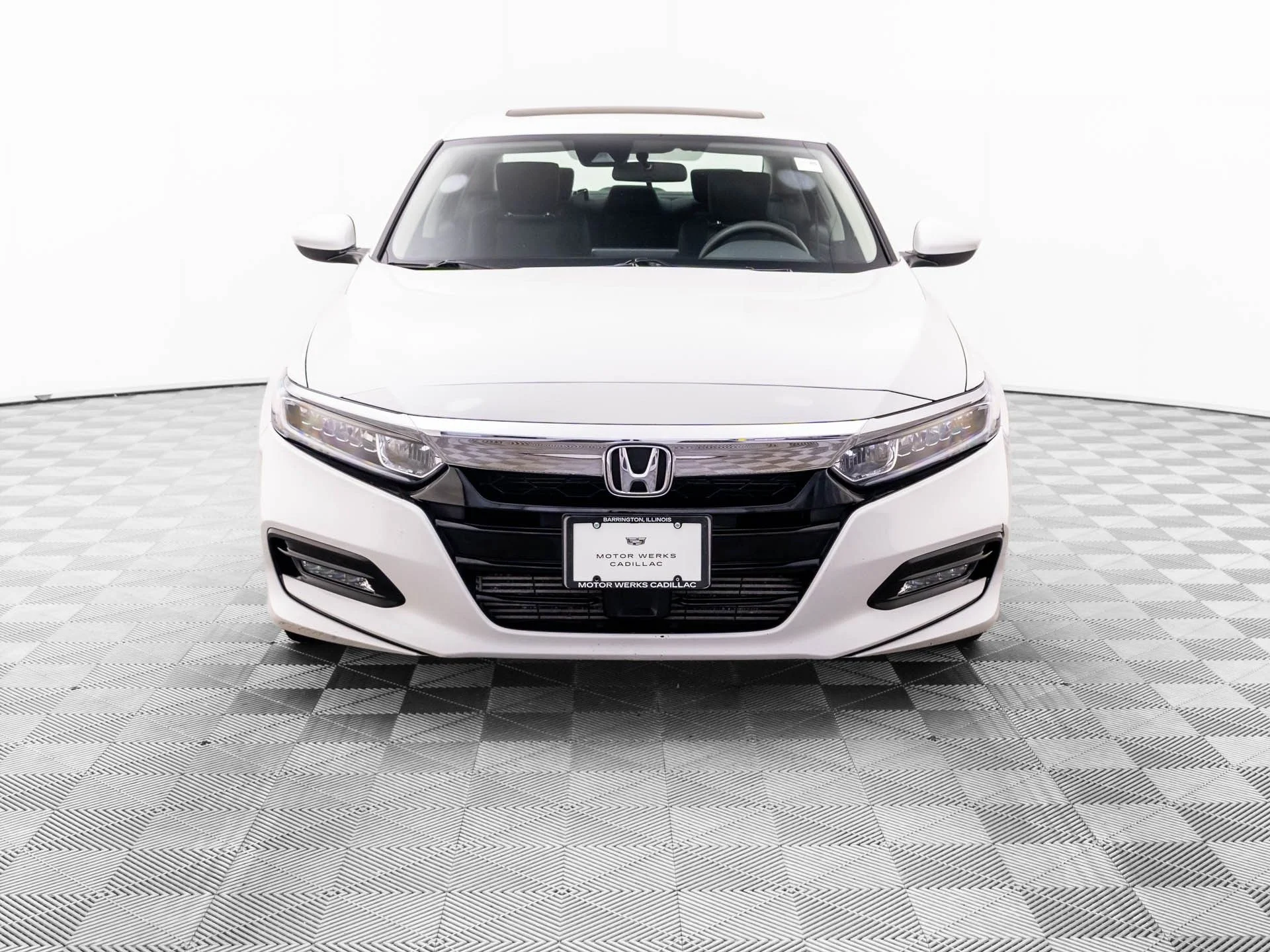 Used 2018  Honda EX image 8