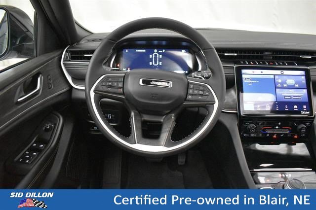 Used 2025 Bright White Clearcoat Jeep Limited image 5