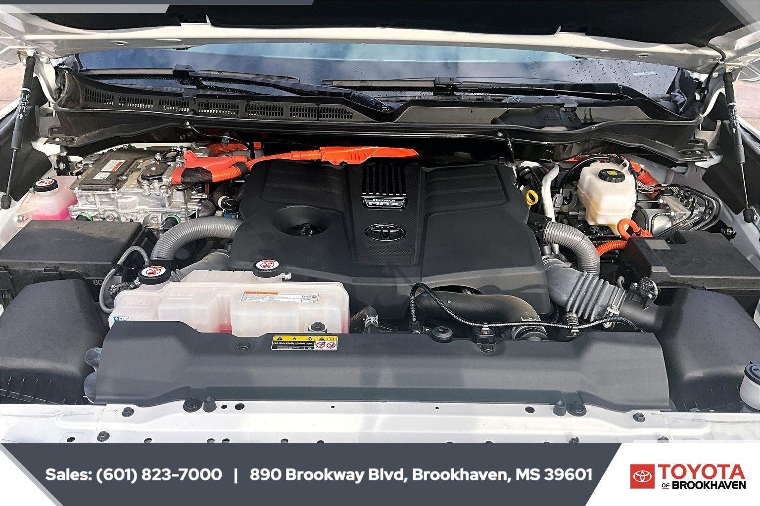 Used 2024 Wind Chill Pearl Toyota Limited Hybrid image 8