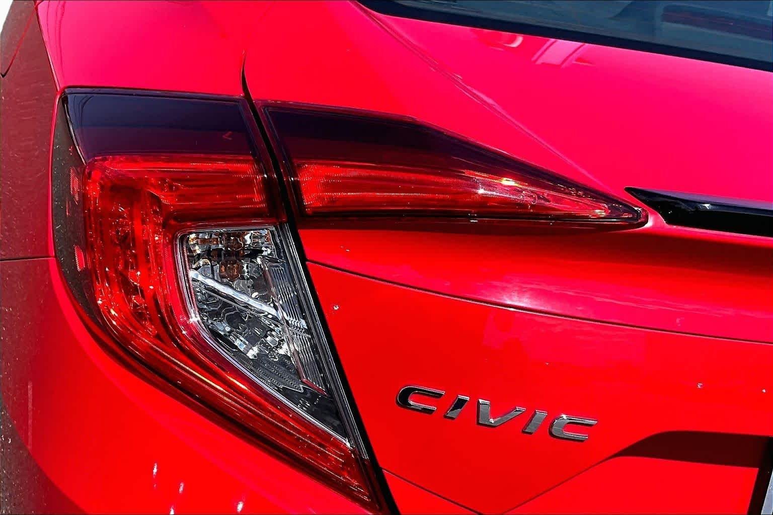 Used 2021 Rallye Red Honda Sport image 28