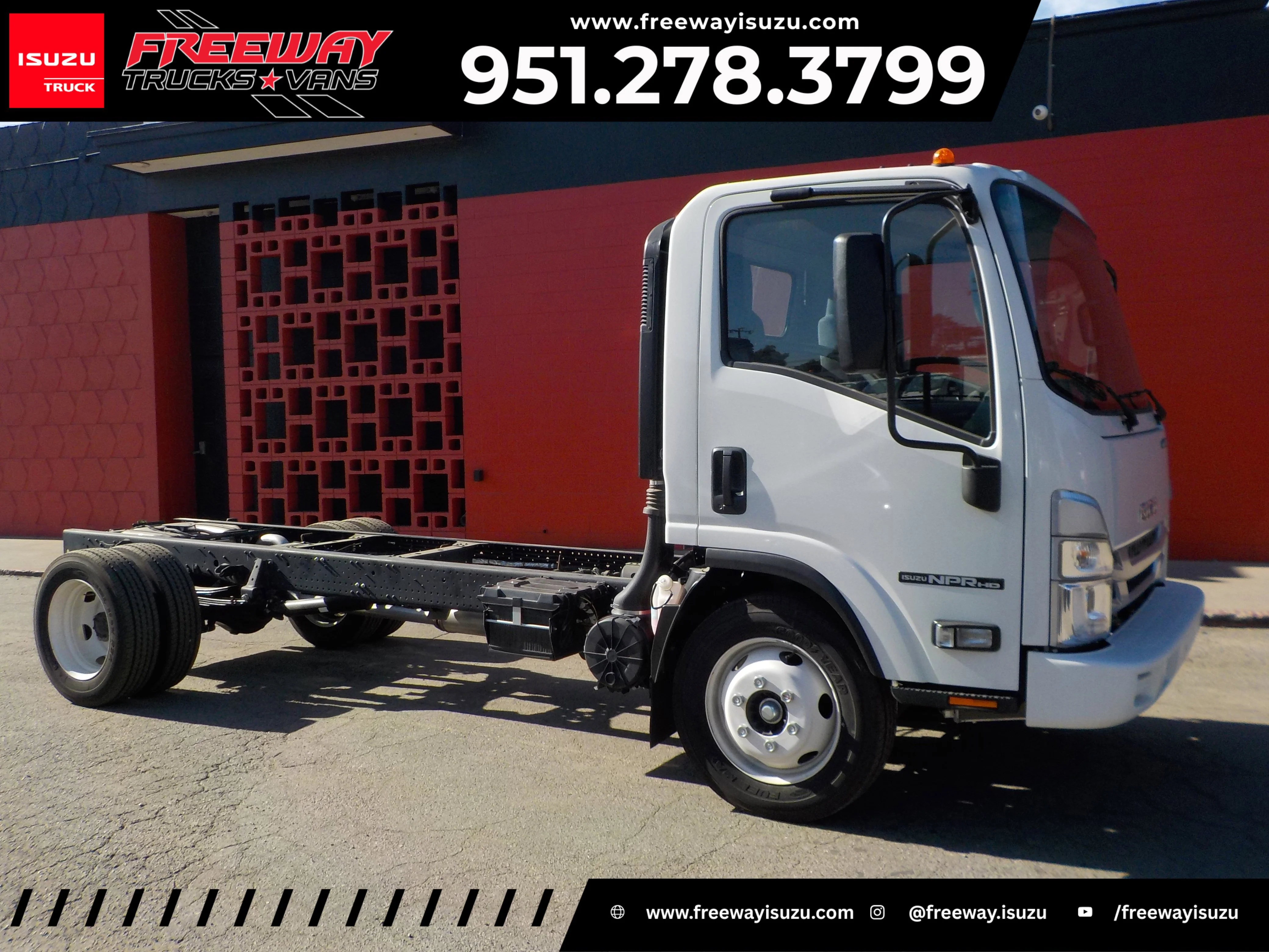 2024 Isuzu NQR's photo