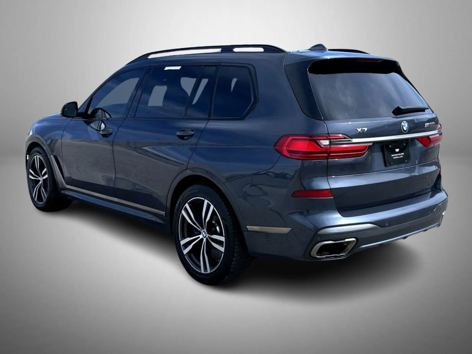Used 2020 Gray BMW M50i image 7