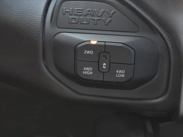 New 2026 Diamond Black Crystal Pearl-Coat Exterior Paint RAM Laramie image 12