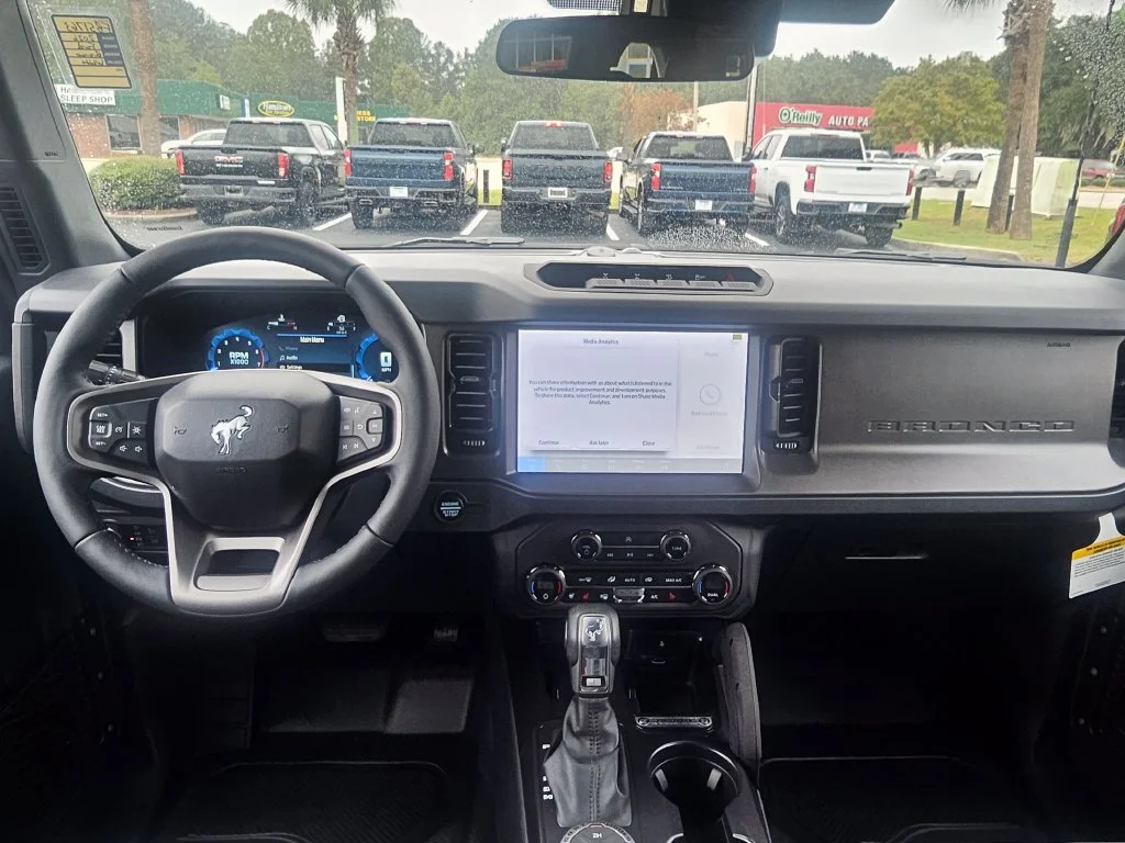 New 2026 Oxford White Ford Badlands® image 6