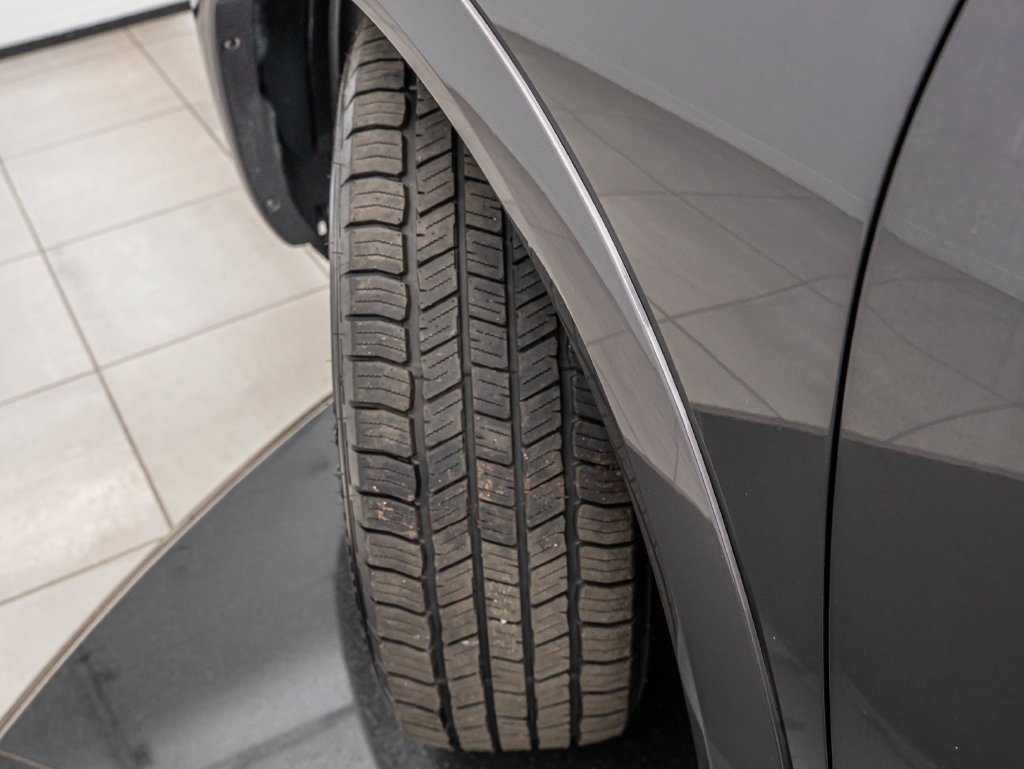 Used 2024 Anthracite Gray INFINITI LUXE image 50