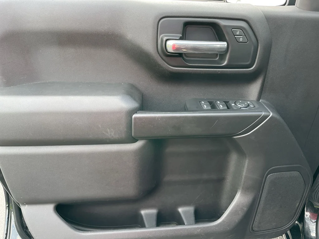 Used 2019 Black Chevrolet Custom Trail Boss image 19