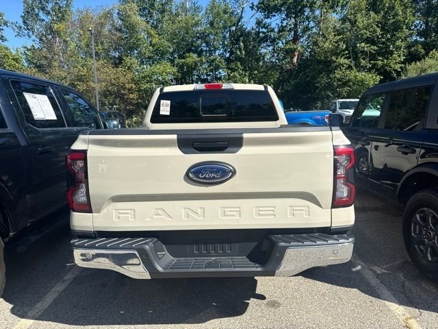 Used 2025 Desert Sand Ford Lariat image 5