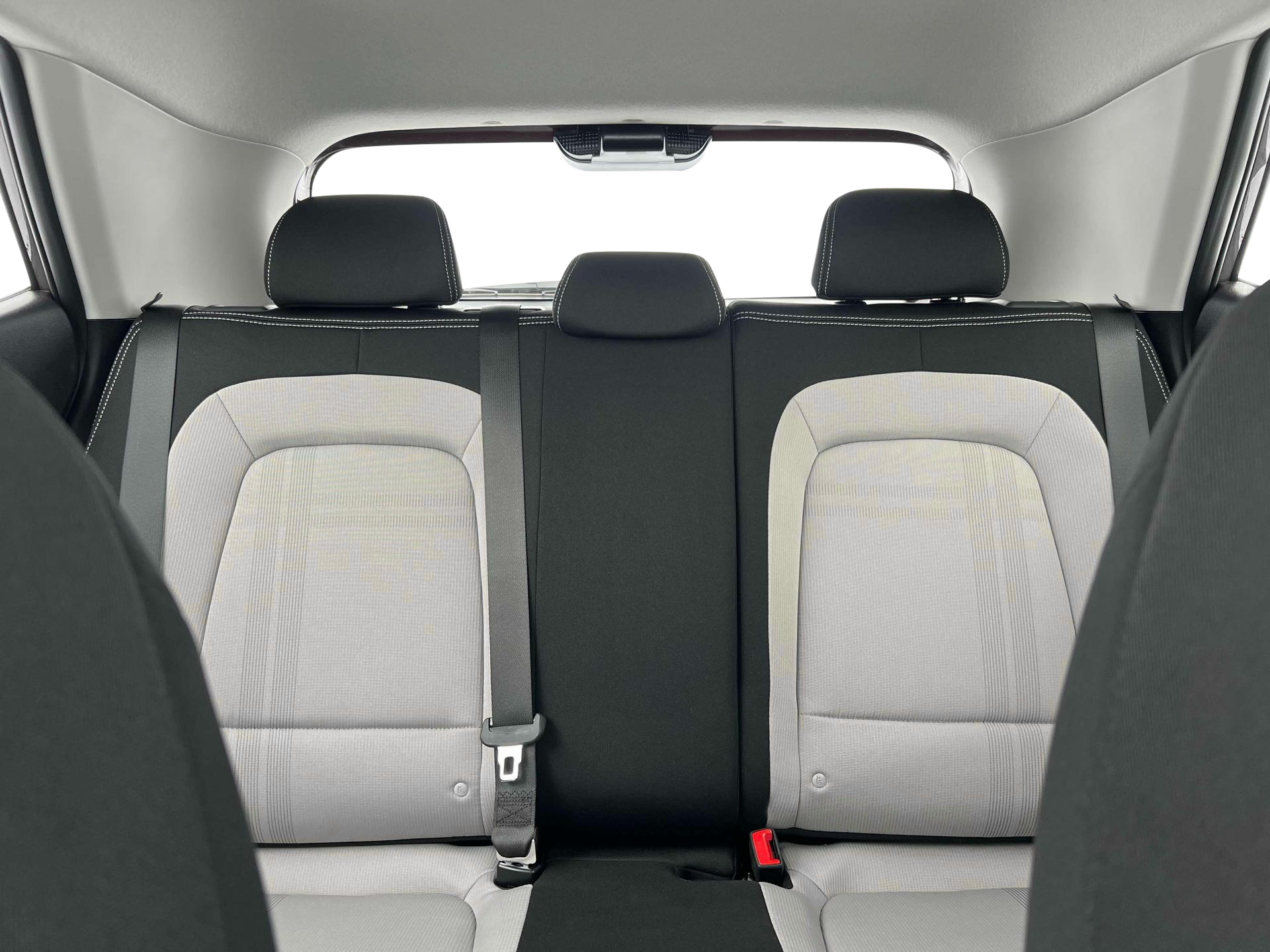 2025 Hyundai Venue SEL - Photo 33