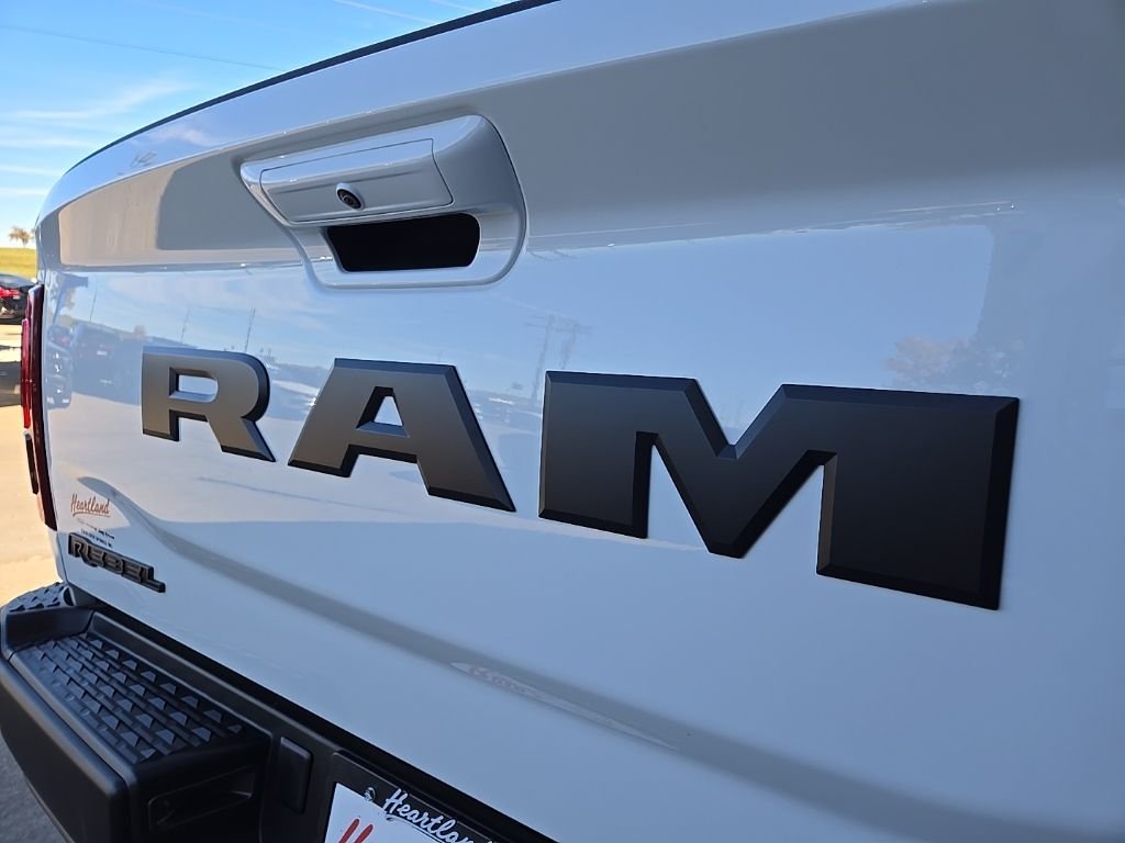 2025 RAM Ram 2500 Pickup Rebel - Photo 25