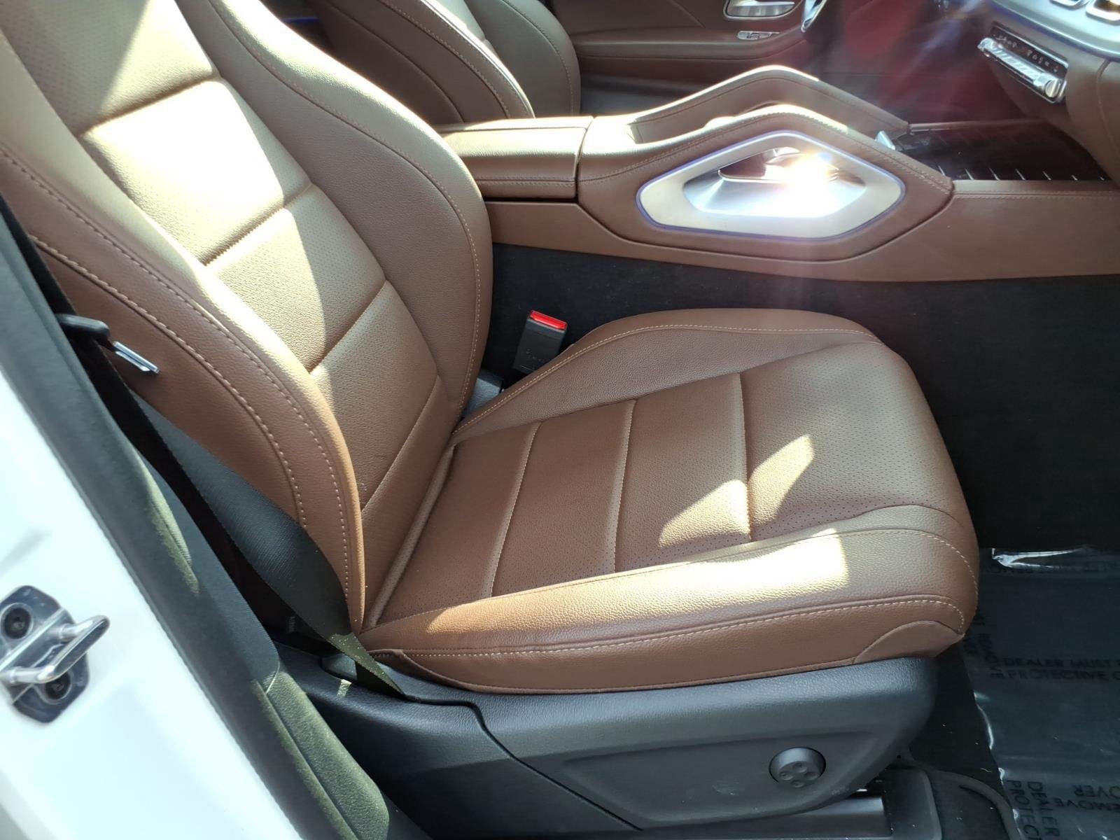 Used 2025 Black MERCEDES-BENZ  image 24