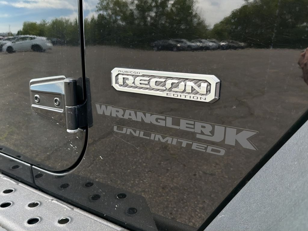 Used 2018 Black Jeep Unlimited Rubicon image 18