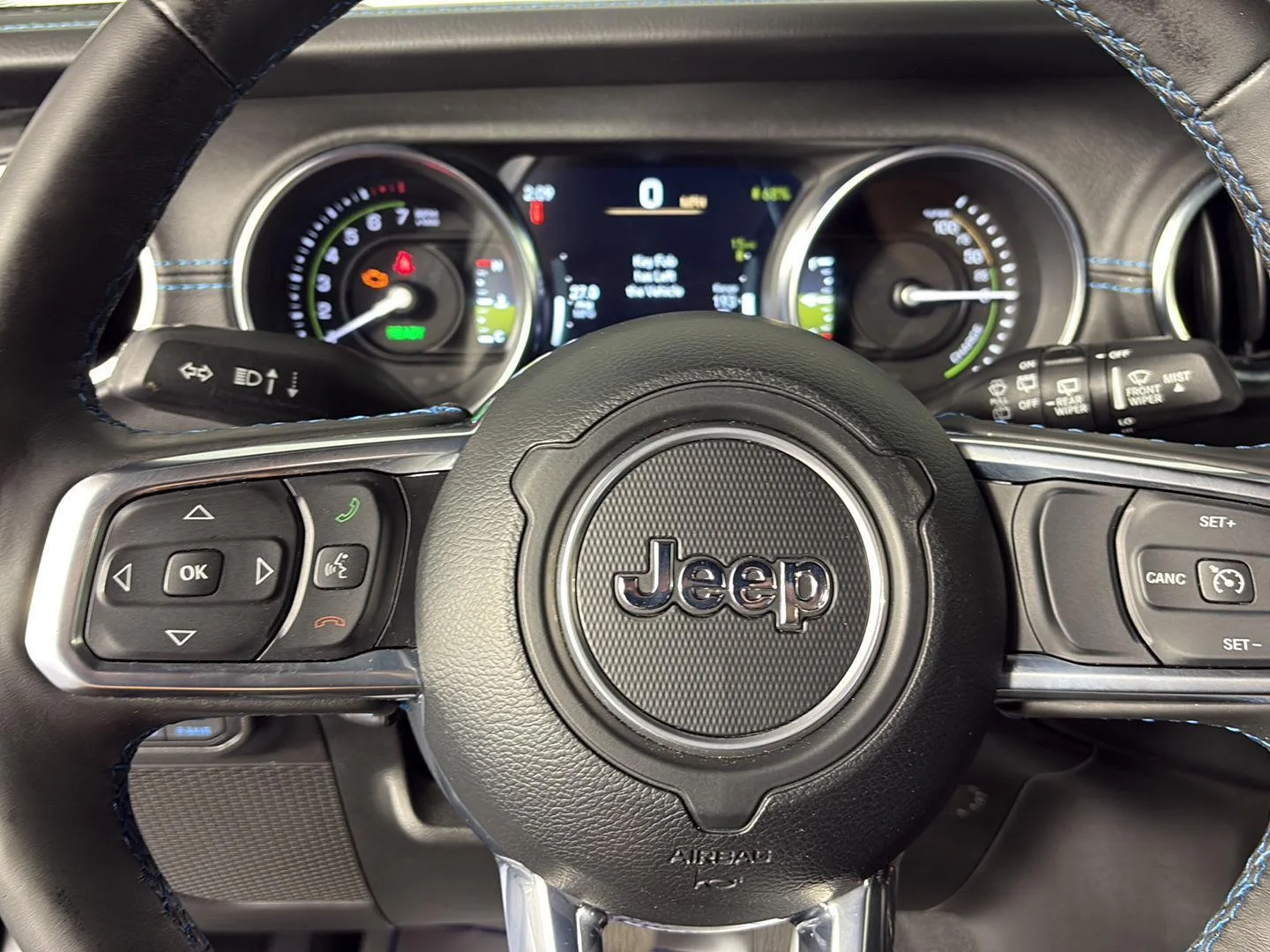 Used 2023 Silver Zynith Clearcoat Jeep Rubicon image 46