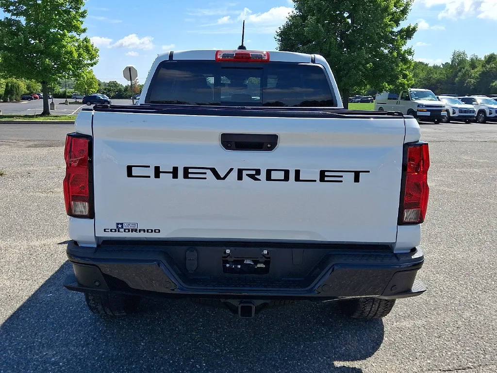 Used 2024 Summit White Chevrolet Trail Boss image 10