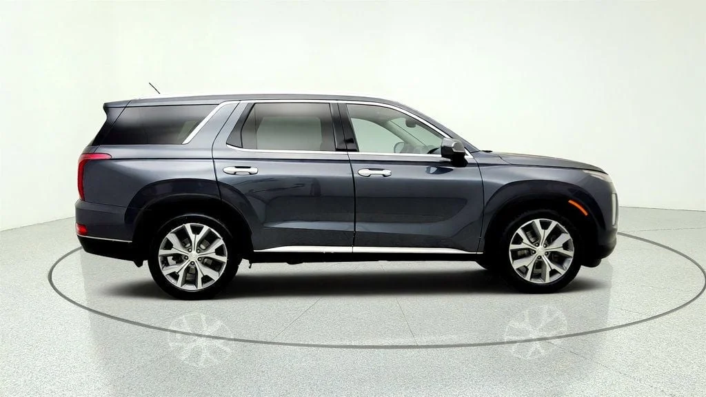 Used 2020 Steel Graphite Hyundai SEL AWD w/ Convenience Pkg, Sunroof & 8-Person Seating image 4