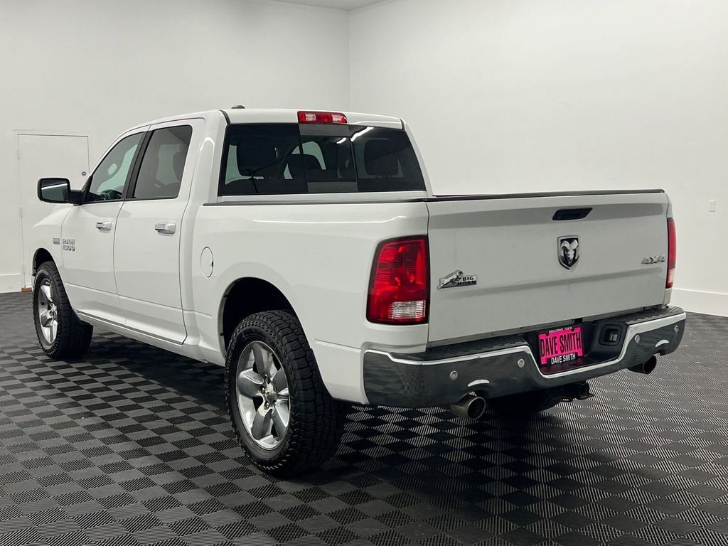 2015 Ram 1500 Big Horn photo 3