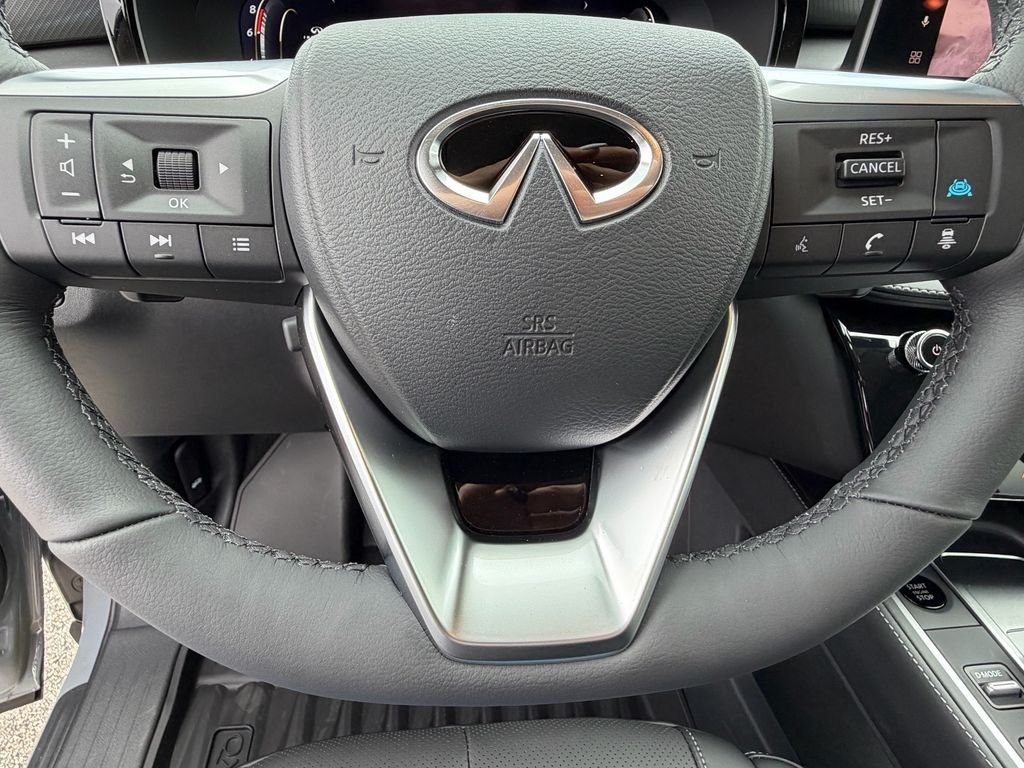 New 2027 HARBOR GRAY INFINITI Luxe FWD image 24