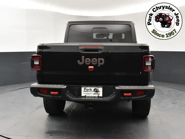 Used 2024 Jeep Gladiator Rubicon with VIN 1C6JJTBG3RL103929 for sale in Burnsville, Minnesota