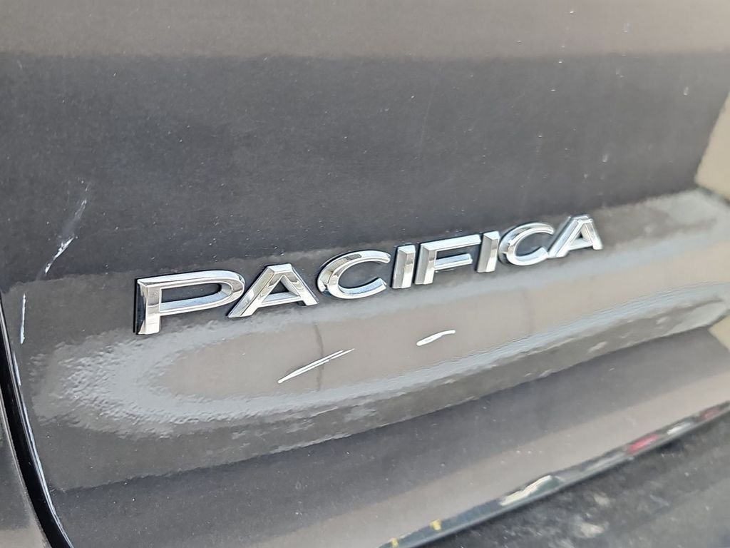 2017 Chrysler Pacifica Touring-L - Photo 26