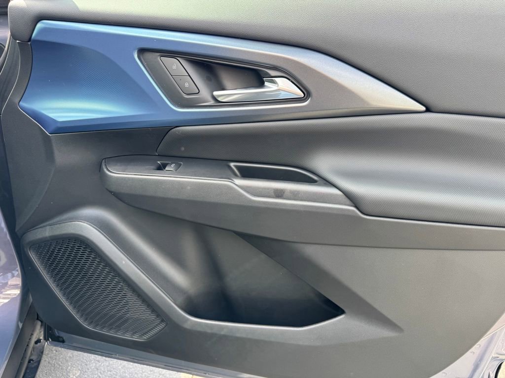 2026 Chevrolet Equinox EV 2LT - Photo 9
