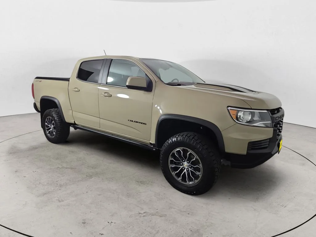 Used 2022 Beige Chevrolet ZR2 image 3