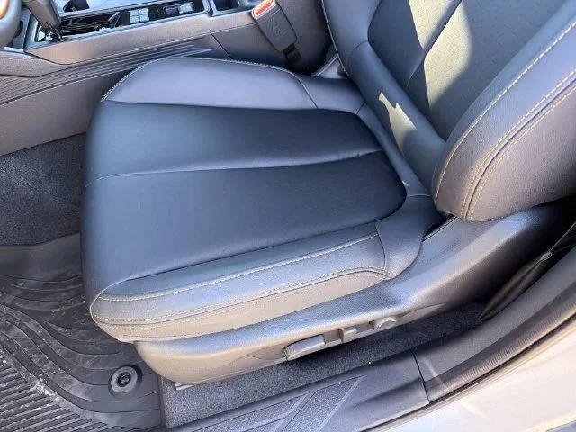New 2026 ICE SILVER METALLIC Subaru Wilderness image 21
