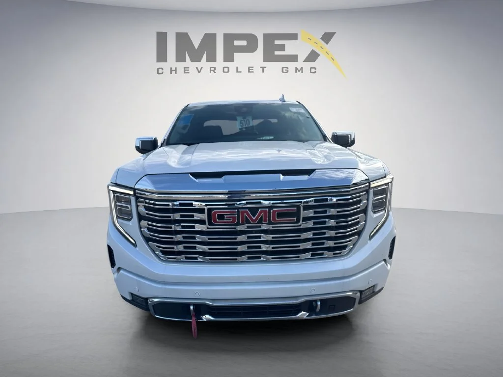 Used 2023 WHITE FROST TRICOAT GMC Denali image 8