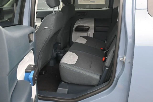 New 2026 Azure Gray Metallic Tri-Coat Ford XLT image 5