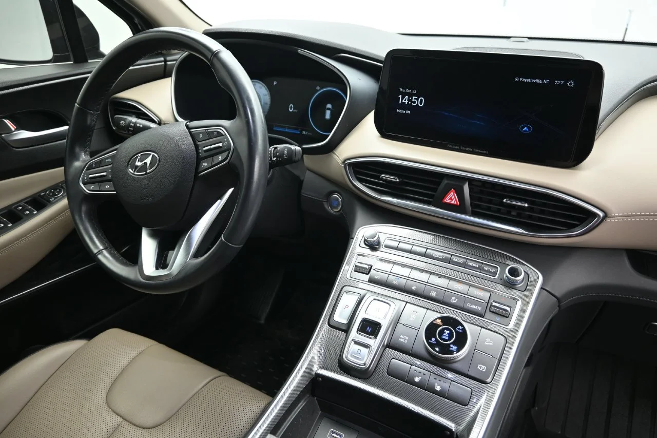 Used 2023 Twilight Black Hyundai SEL image 18
