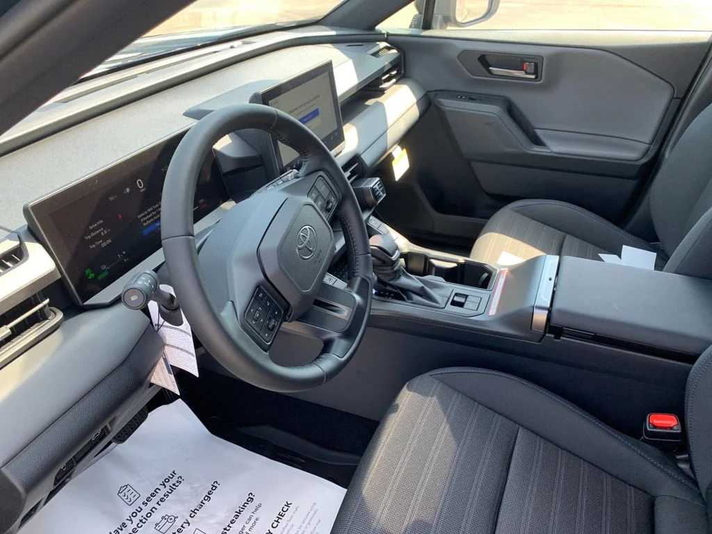 Used 2026  Toyota SE image 11