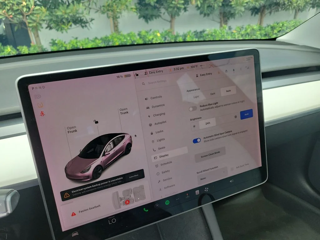 Used 2021 White Tesla Standard Range Plus image 19