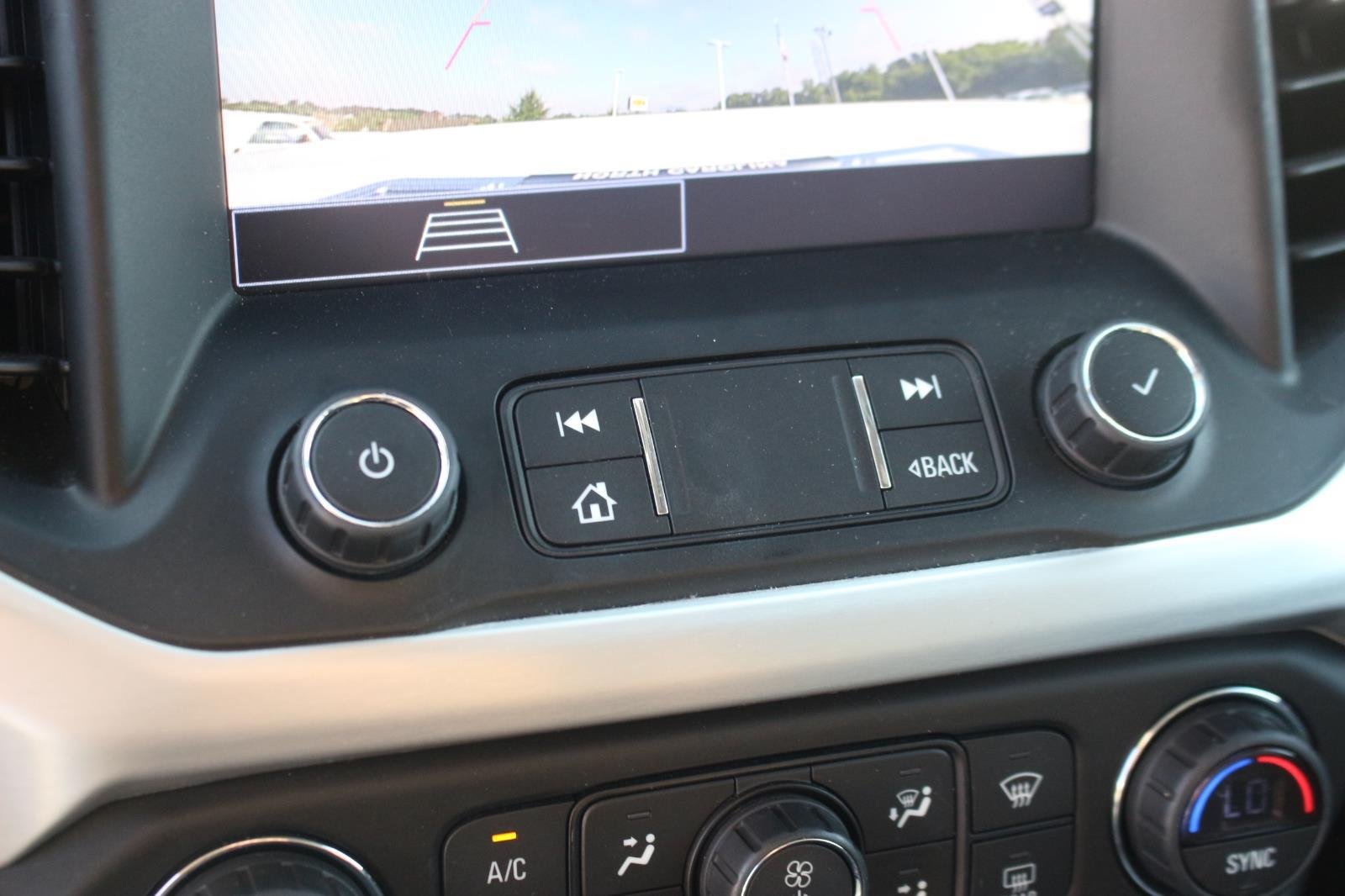 Used 2021 Summit White GMC SLE image 26