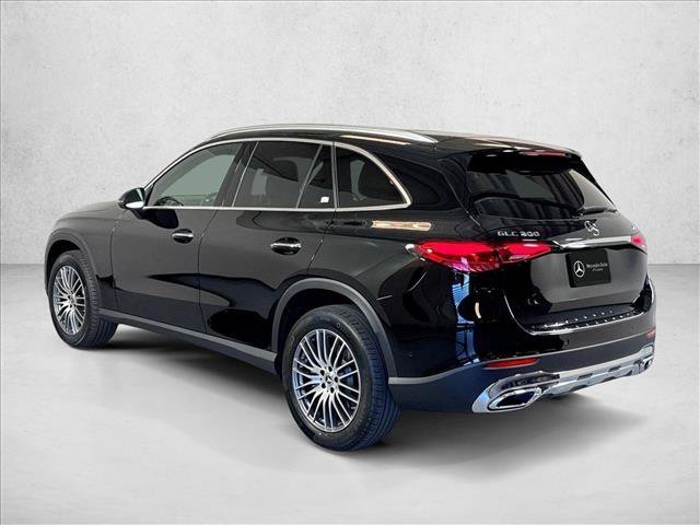 New 2026 Black Mercedes-Benz GLC 300 image 37