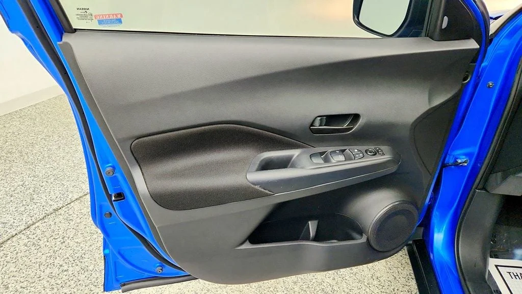 Used 2023 Electric Blue Metallic Nissan S FWD image 10